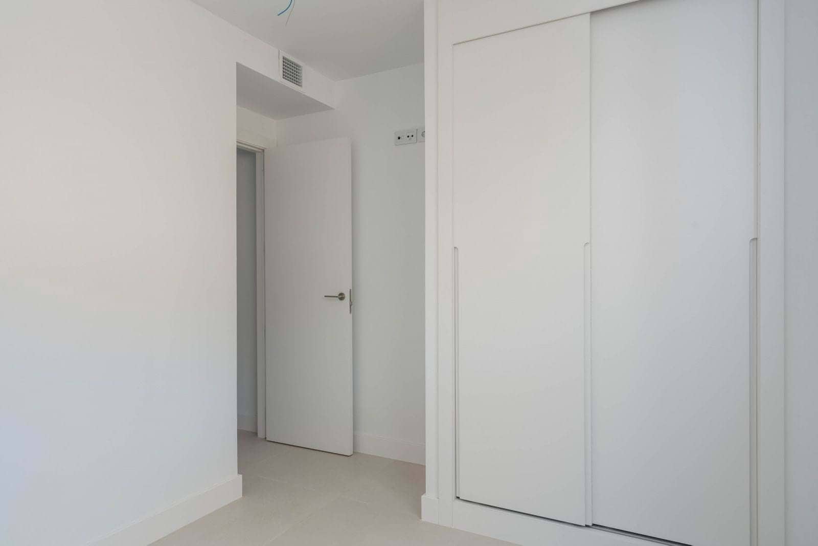 Apartamento de 2 habitaciones en Fuengirola en venta con piscina garaje - 590.000 € (Ref: 9166778)