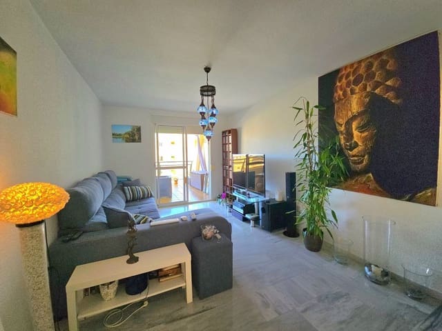 Apartamento de 2 habitaciones en Benalmádena en venta con piscina garaje - 390.000 € (Ref: 9169155)