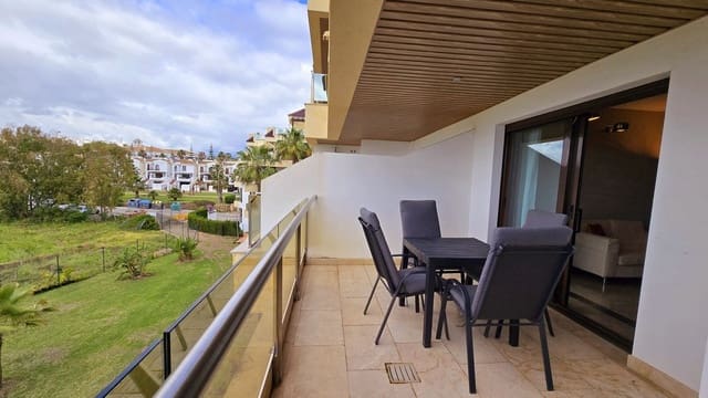 2 soveværelse Lejlighed til salg i La Duquesa / Puerto de la Duquesa, Manilva med swimmingpool garage - € 399.000 (Ref: 9176037)