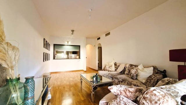 2 bedroom Apartment for sale in Marbella with pool - € 399,000 (Ref: 9177639)