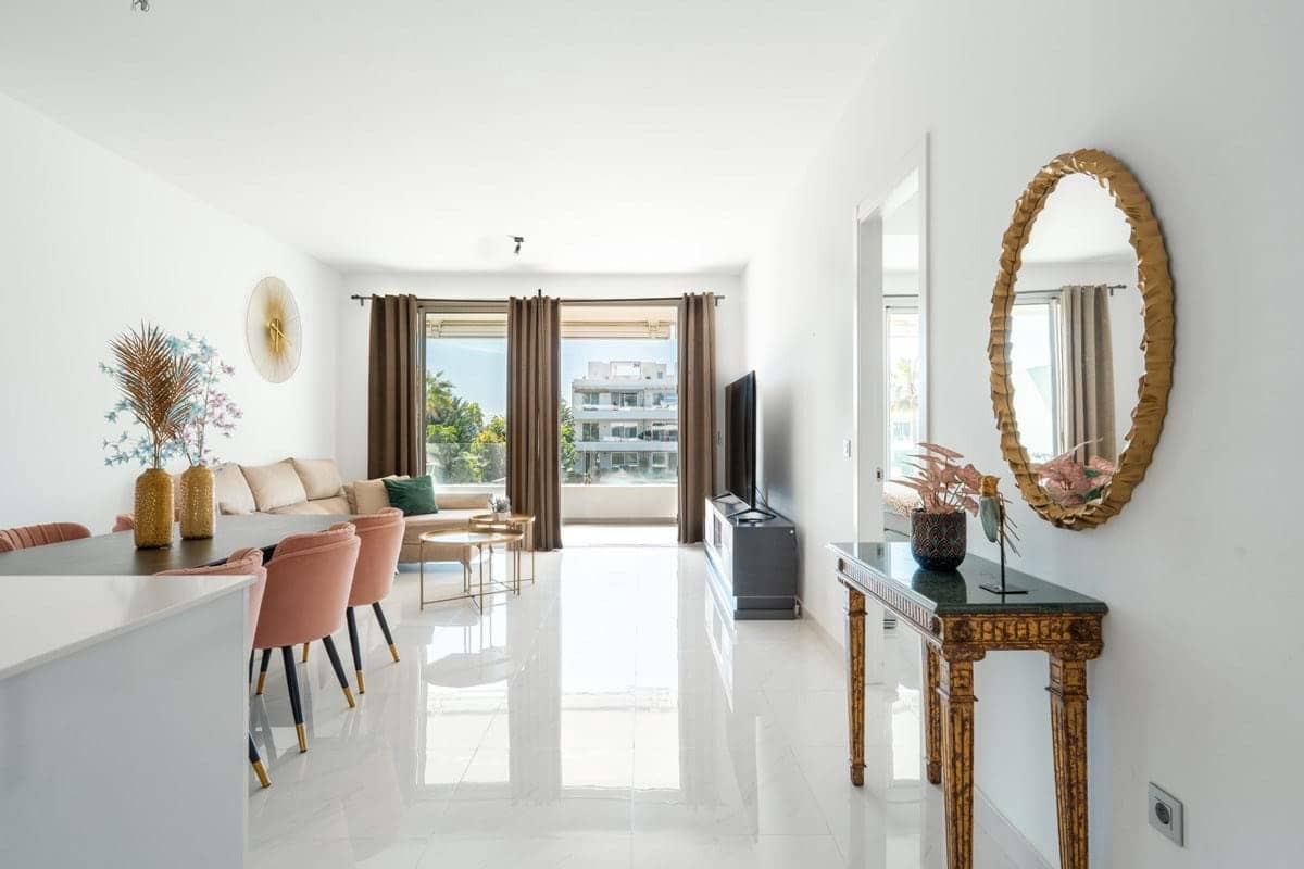 2 bedroom Apartment for sale in New Golden Mile with pool garage - € 429,000 (Ref: 9177968)