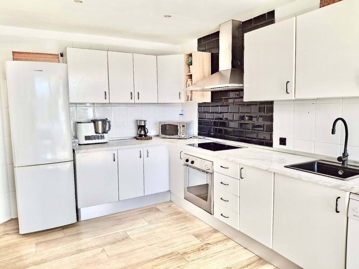 3 bedroom Apartment for sale in Mijas with pool - € 420,000 (Ref: 9177969)