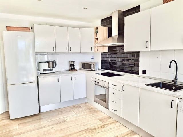 Apartamento de 3 habitaciones en Mijas en venta con piscina - 420.000 € (Ref: 9177969)