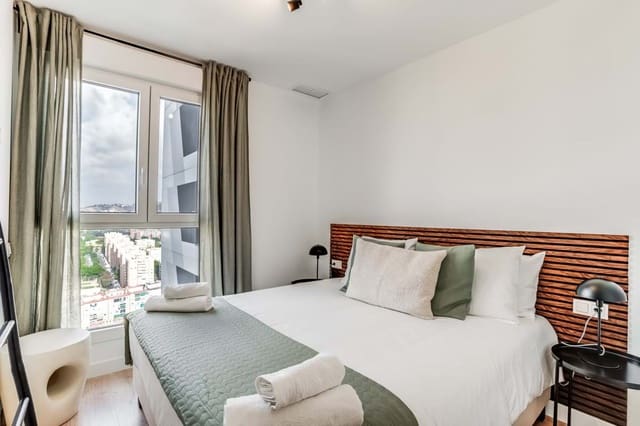 2 bedroom Apartment for sale in Málaga city with pool garage - € 439,000 (Ref: 9177974)