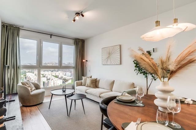 2 bedroom Apartment for sale in Málaga city with pool garage - € 439,000 (Ref: 9177974)