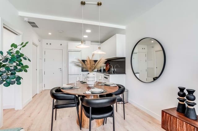 2 bedroom Apartment for sale in Málaga city with pool garage - € 439,000 (Ref: 9177974)