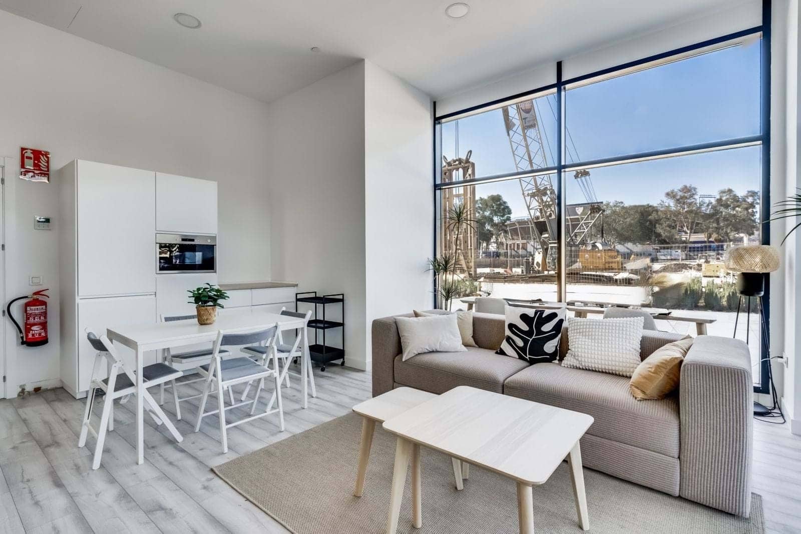 2 bedroom Apartment for sale in Malaga city with pool garage - € 439,000 (Ref: 9177974)