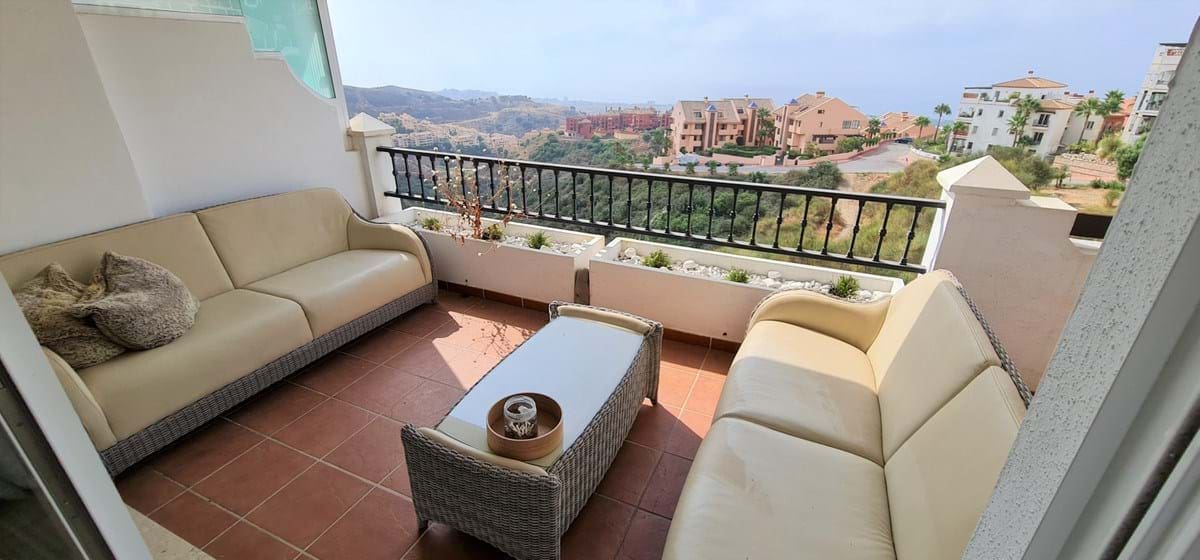 2 bedroom Apartment for sale in Mijas with pool garage - € 349,000 (Ref: 9180284)