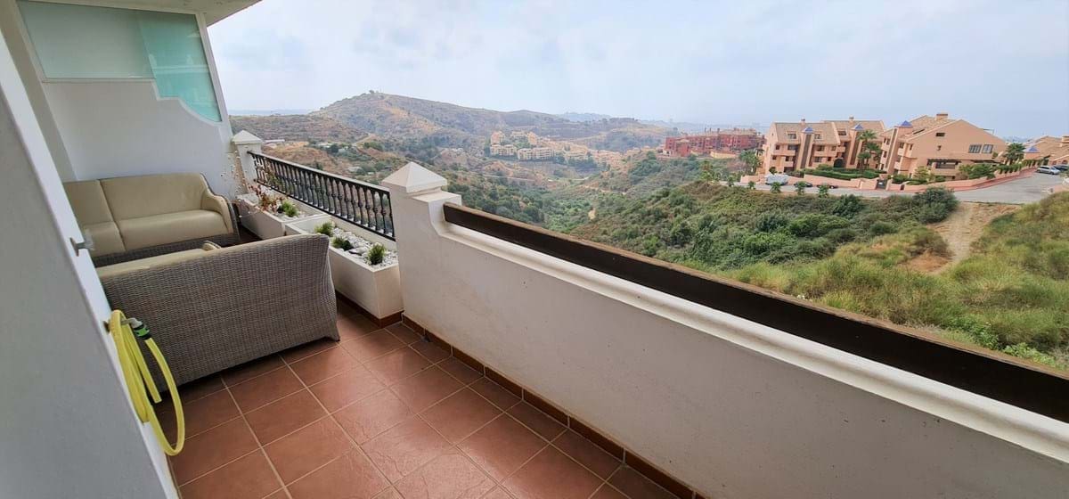 2 bedroom Apartment for sale in Mijas with pool garage - € 349,000 (Ref: 9180284)