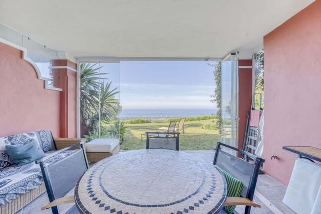 Apartamento de 2 habitaciones en Marbella en venta con piscina garaje - 480.000 € (Ref: 9180395)