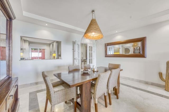 Apartamento de 2 habitaciones en Marbella en venta con piscina garaje - 480.000 € (Ref: 9180395)