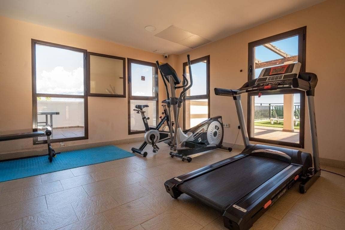 2 makuuhuone Huoneisto myytävänä paikassa Benahavis mukana uima-altaan 
autotalli - 450 000 € (Ref: 9180778)