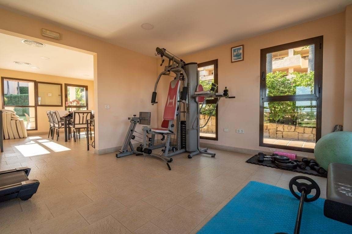 2 makuuhuone Huoneisto myytävänä paikassa Benahavis mukana uima-altaan 
autotalli - 450 000 € (Ref: 9180778)