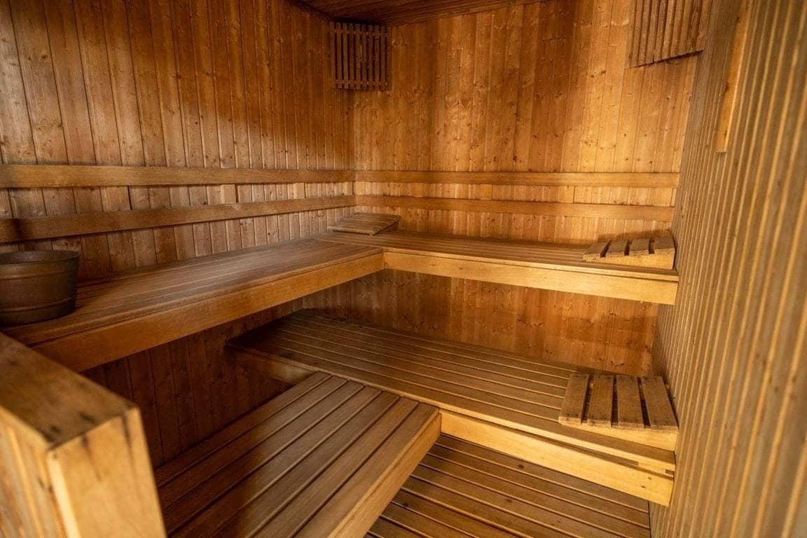 2 makuuhuone Huoneisto myytävänä paikassa Benahavis mukana uima-altaan 
autotalli - 450 000 € (Ref: 9180778)