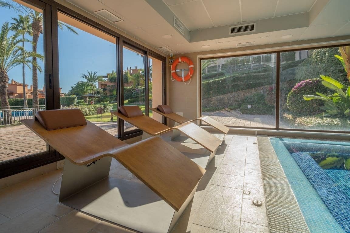 2 makuuhuone Huoneisto myytävänä paikassa Benahavis mukana uima-altaan 
autotalli - 450 000 € (Ref: 9180778)