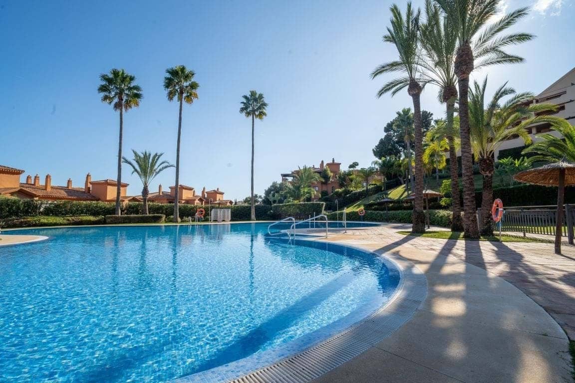 2 makuuhuone Huoneisto myytävänä paikassa Benahavis mukana uima-altaan 
autotalli - 450 000 € (Ref: 9180778)