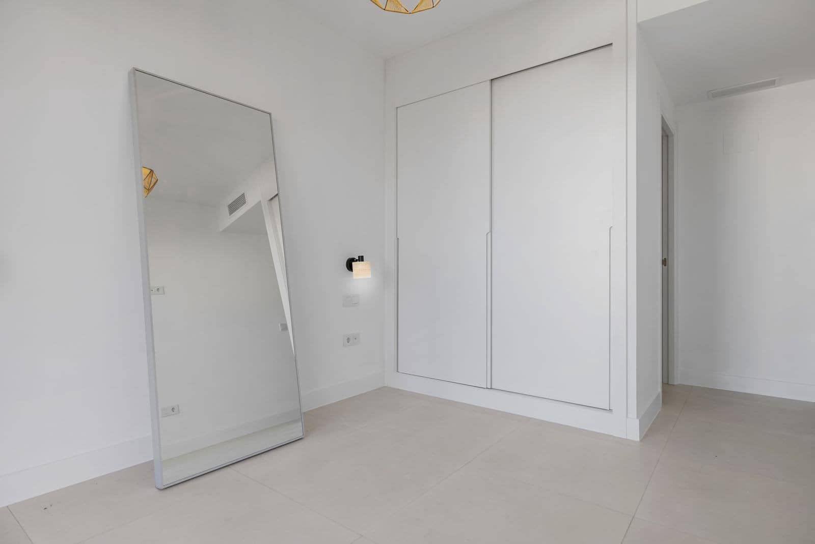 2 makuuhuone Huoneisto myytävänä paikassa Fuengirola mukana uima-altaan 
autotalli - 458 000 € (Ref: 9183208)