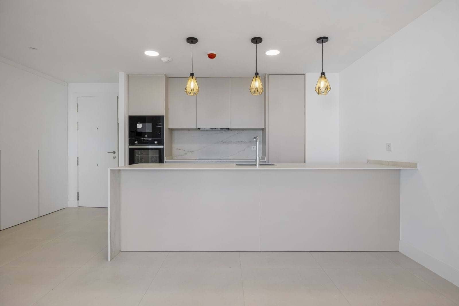 2 makuuhuone Huoneisto myytävänä paikassa Fuengirola mukana uima-altaan 
autotalli - 458 000 € (Ref: 9183208)