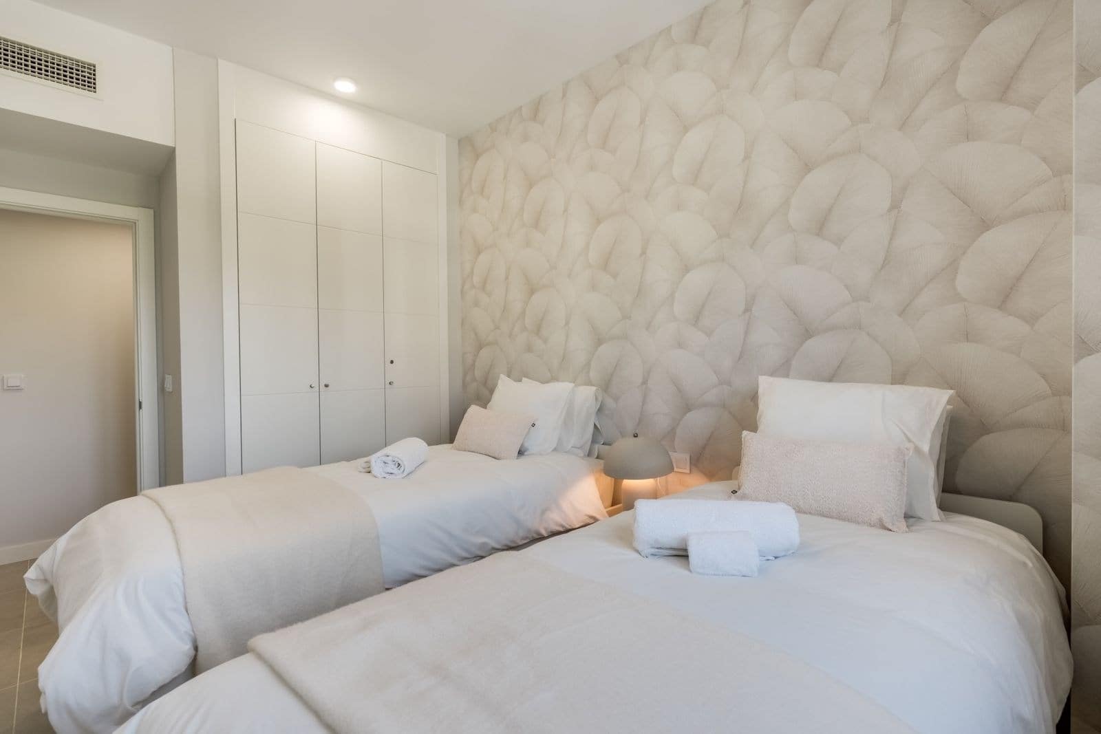 2 bedroom Apartment for sale in New Golden Mile with pool garage - € 455,000 (Ref: 9183209)