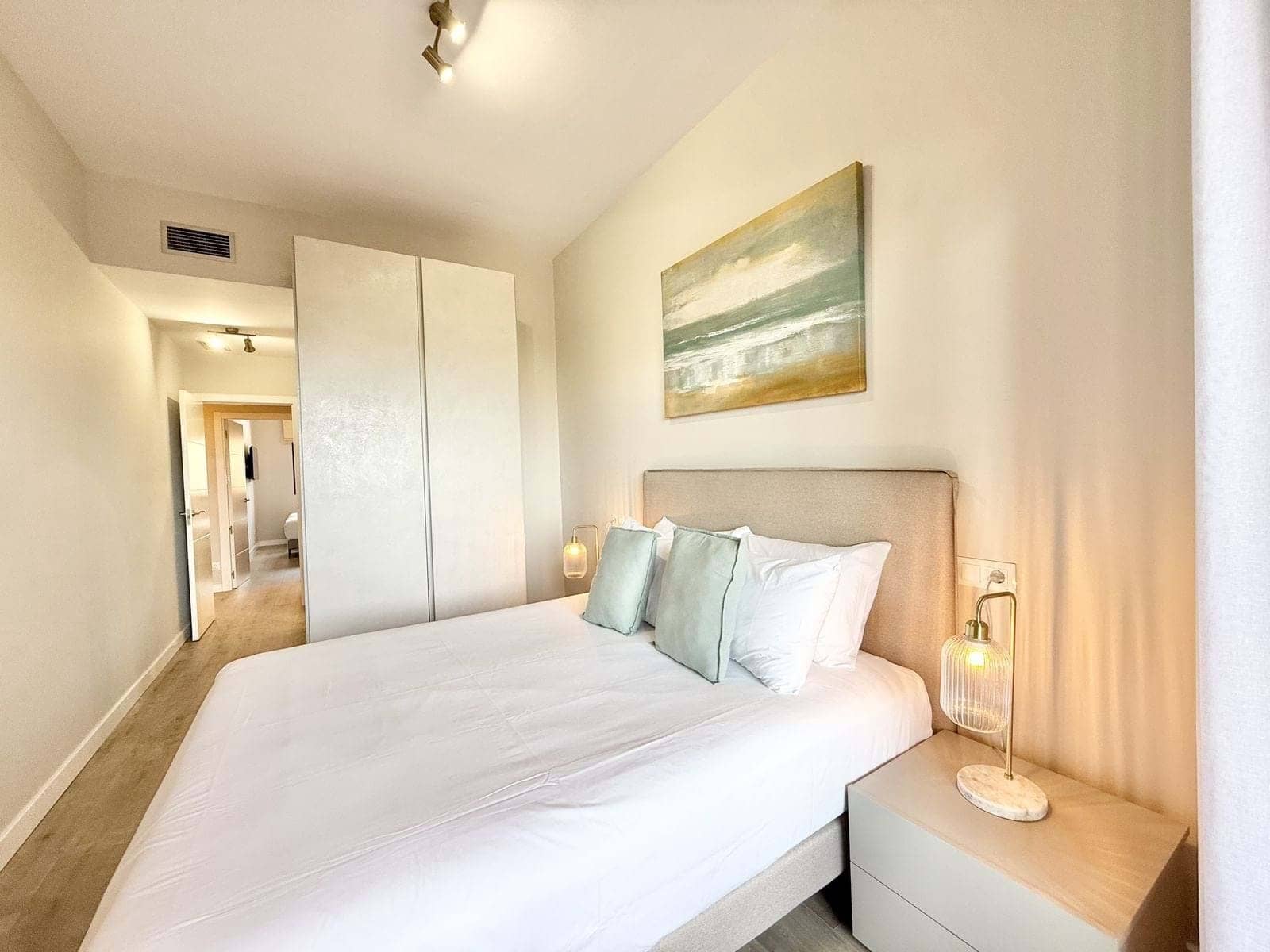 2 soverom Leilighet til salgs i Benahavis med svømmebasseng garasje - € 311 000 (Ref: 9185010)