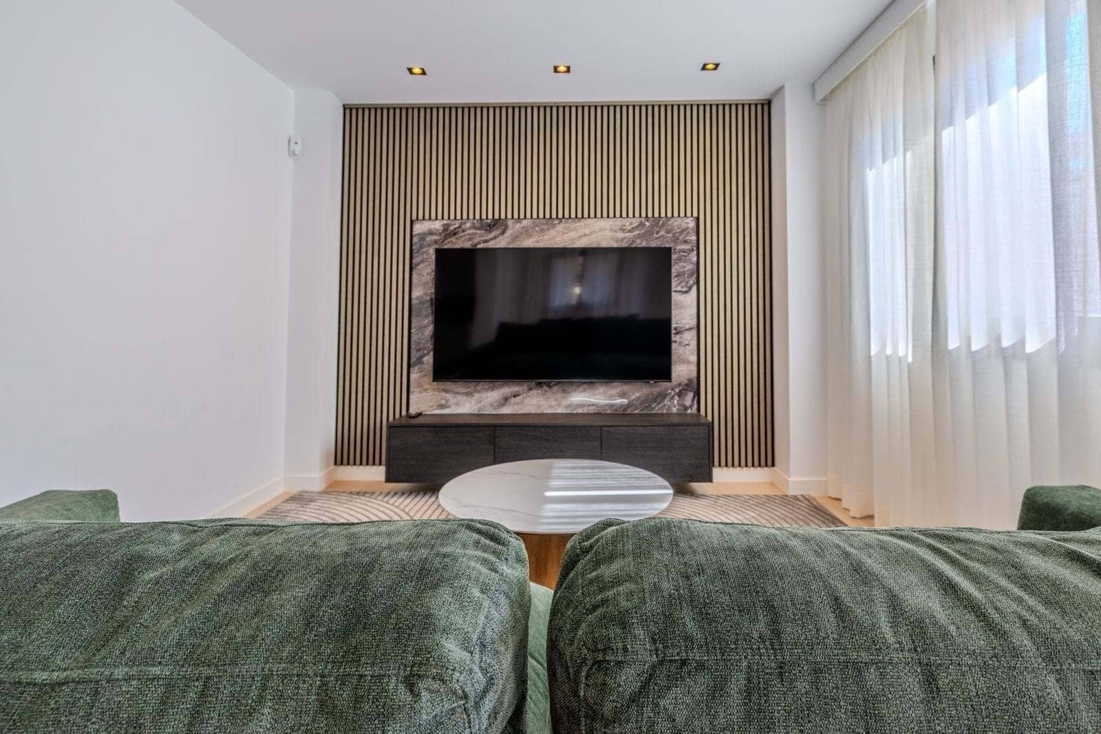 2 makuuhuone Huoneisto myytävänä paikassa Fuengirola mukana uima-altaan 
autotalli - 498 000 € (Ref: 9186584)