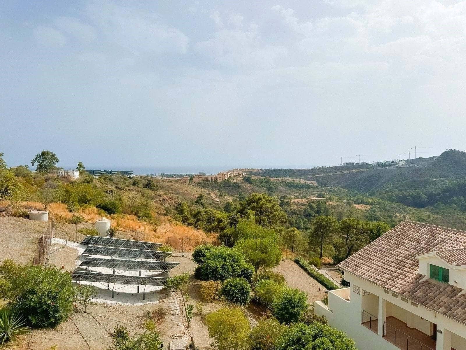 Apartamento de 2 habitaciones en New Golden Mile en venta con piscina garaje - 400.000 € (Ref: 9189000)