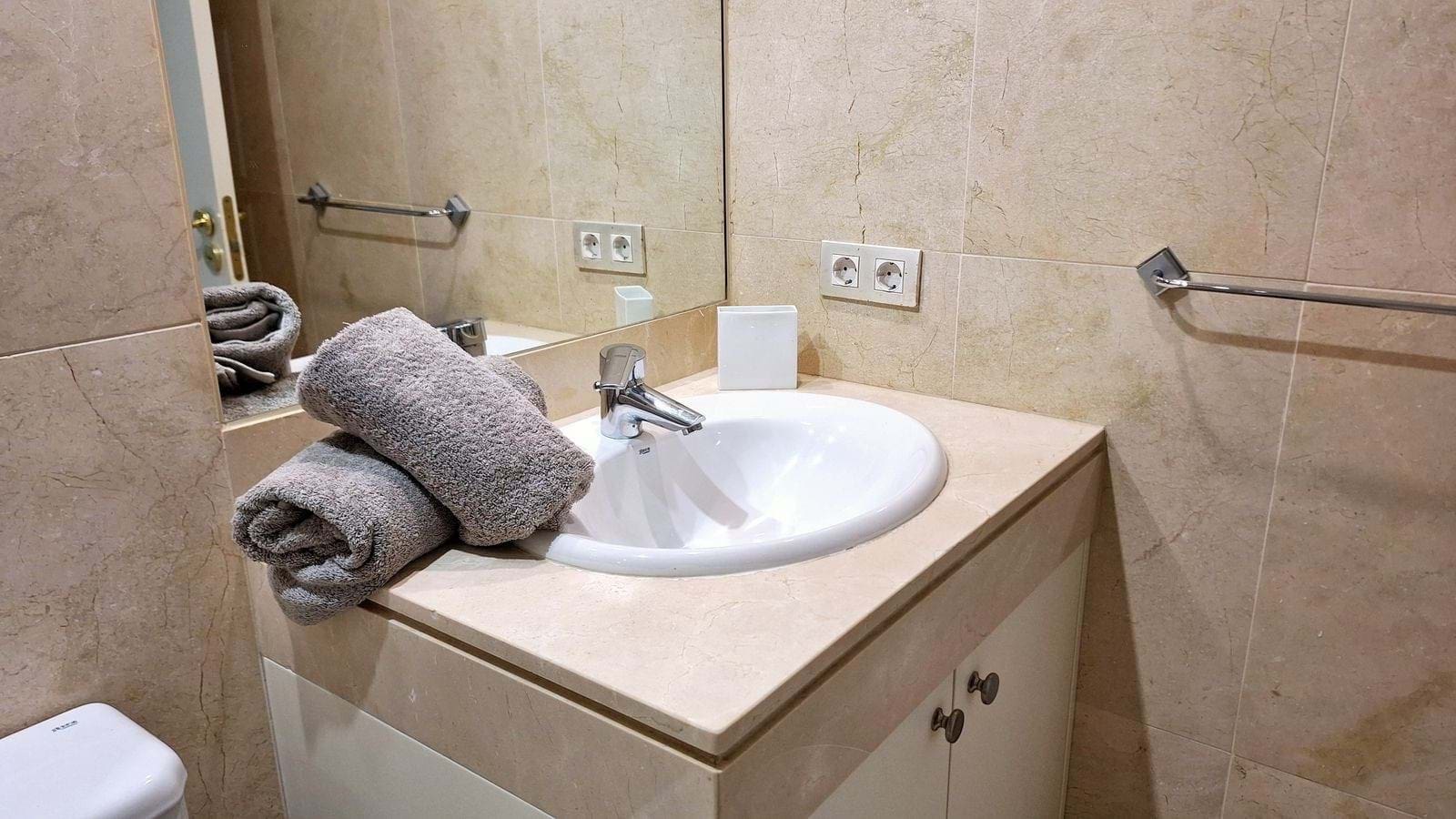 2 soveværelse Lejlighed til salg i La Duquesa / Puerto de la Duquesa med swimmingpool garage - € 484.000 (Ref: 9189013)