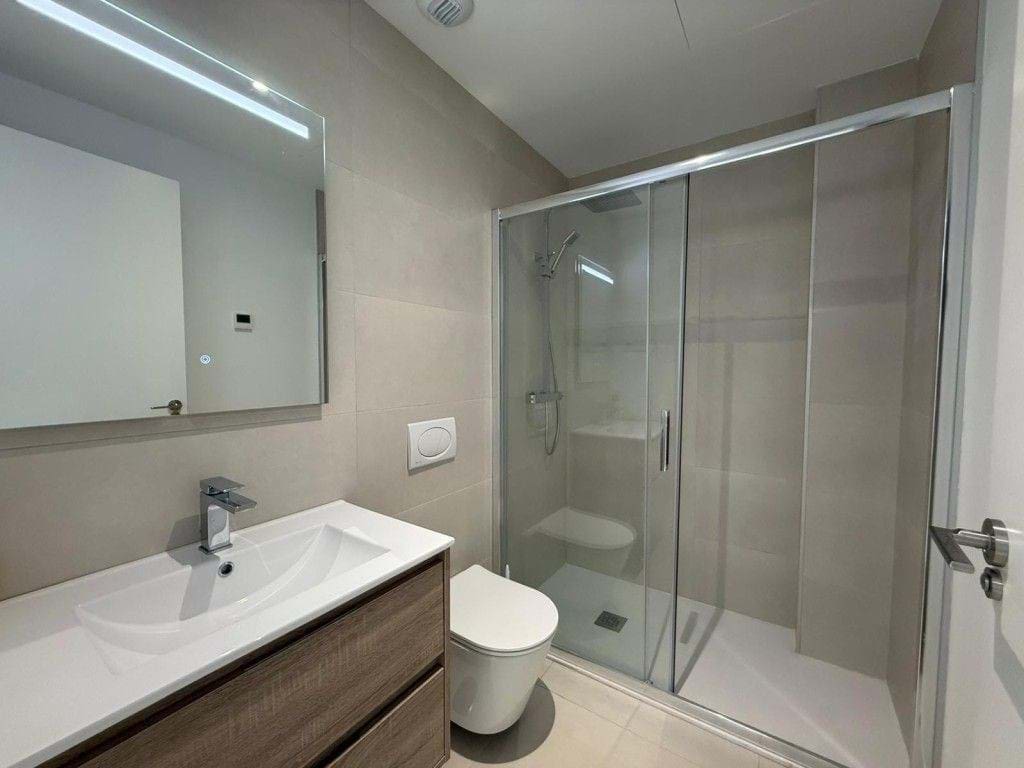 3 makuuhuone Huoneisto myytävänä paikassa Fuengirola mukana uima-altaan 
autotalli - 549 000 € (Ref: 9190790)