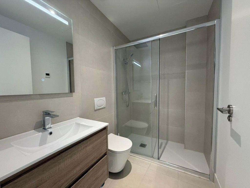 3 makuuhuone Huoneisto myytävänä paikassa Fuengirola mukana uima-altaan 
autotalli - 549 000 € (Ref: 9190790)