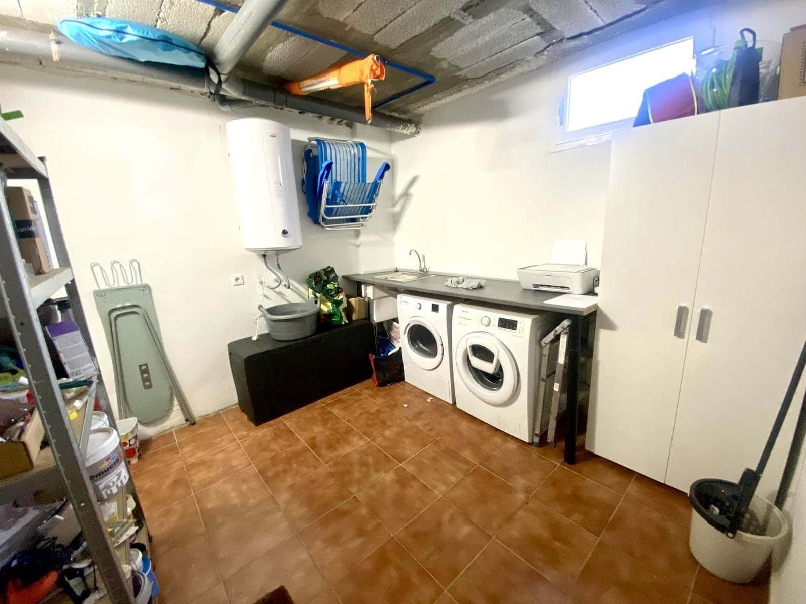 Casa de 3 habitaciones en Estepona en venta con piscina garaje - 555.000 € (Ref: 9190835)