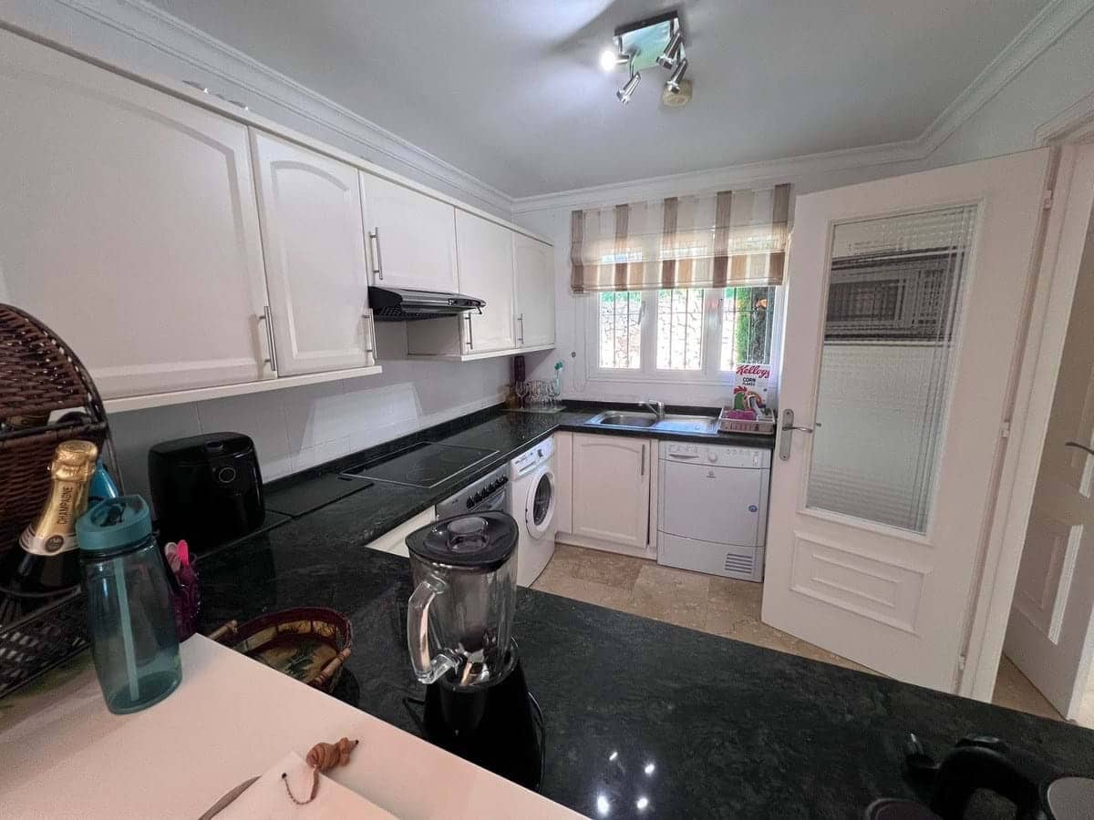 3 slaapkamer Huis te koop in Benahavis met zwembad garage - € 595.000 (Ref: 9192058)