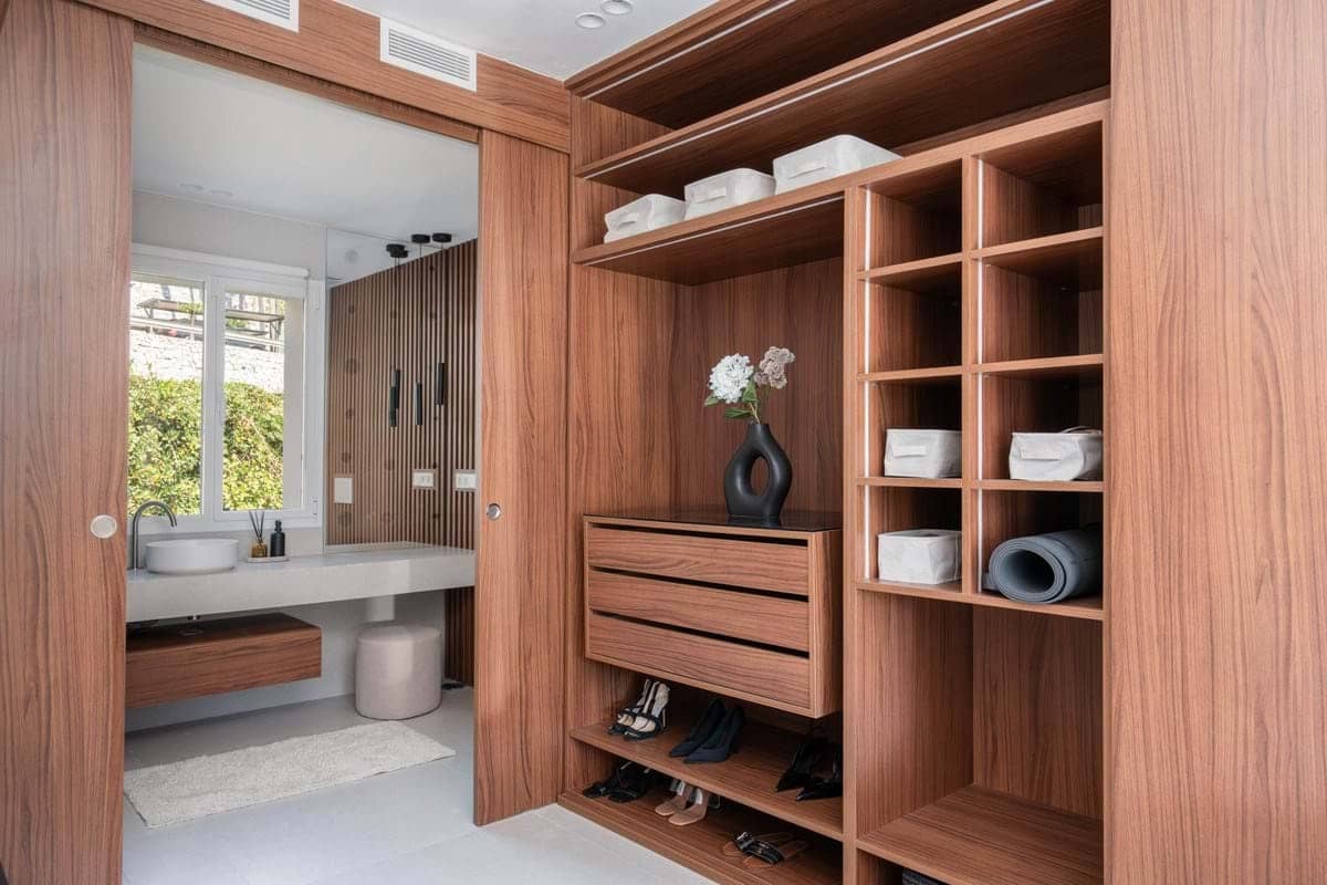 Apartamento de 2 habitaciones en Benahavís en venta con piscina garaje - 595.000 € (Ref: 9192059)