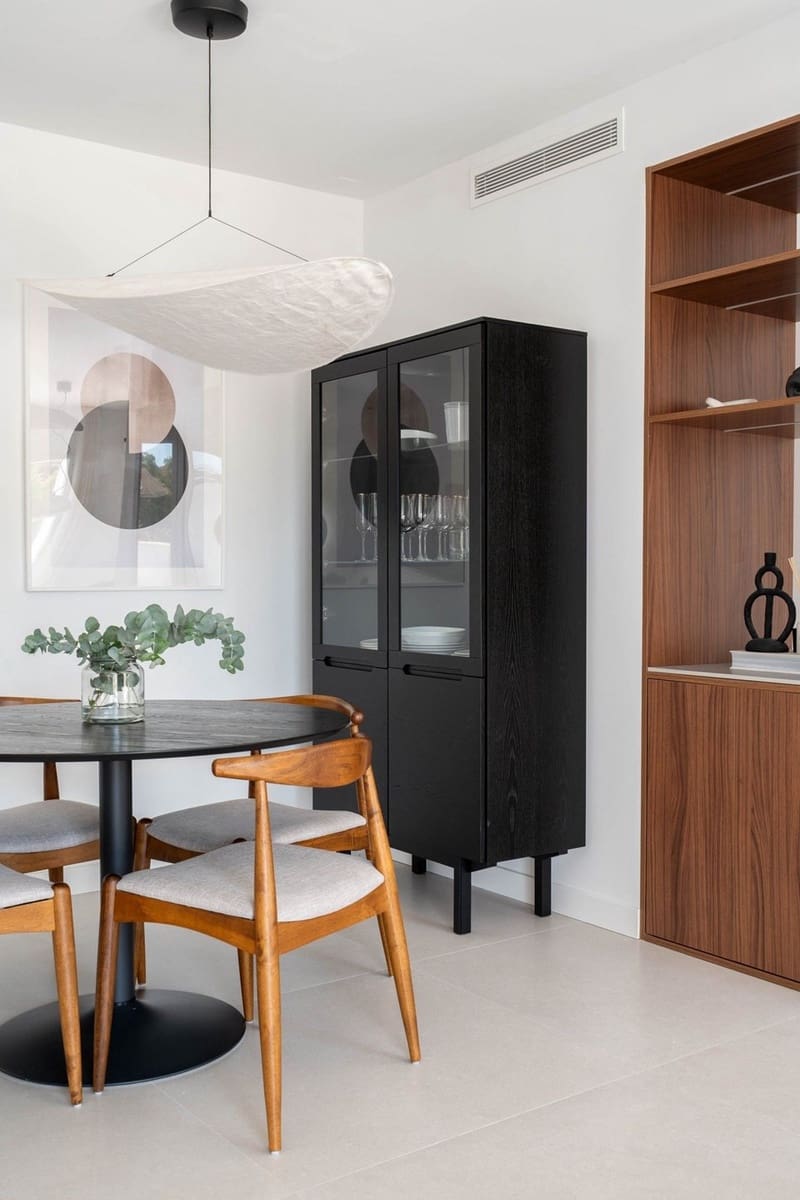 Apartamento de 2 habitaciones en Benahavís en venta con piscina garaje - 595.000 € (Ref: 9192059)