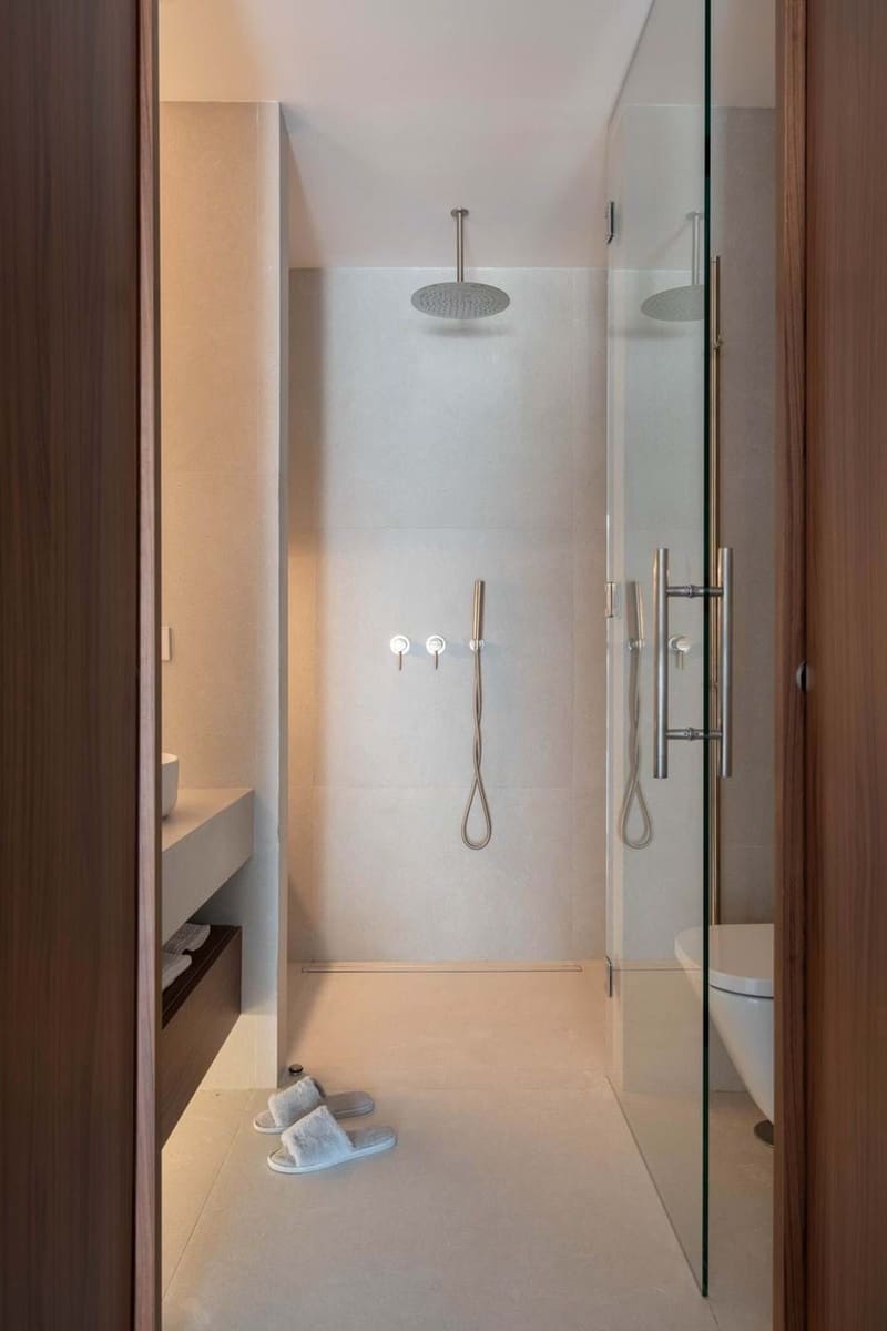 Apartamento de 2 habitaciones en Benahavís en venta con piscina garaje - 595.000 € (Ref: 9192059)