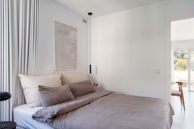 Apartamento de 2 habitaciones en Benahavís en venta con piscina garaje - 595.000 € (Ref: 9192059)