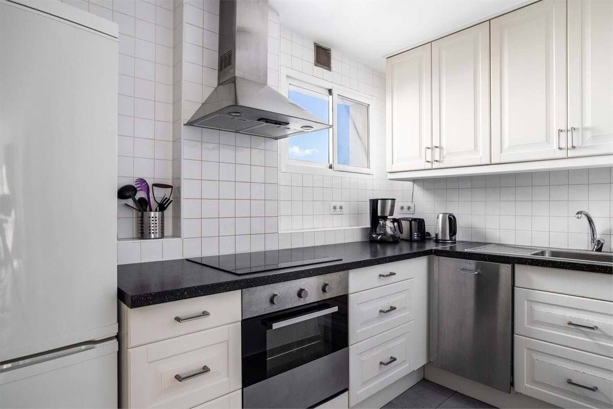 3 bedroom Apartment for sale in Fuengirola - € 659,000 (Ref: 9193512)