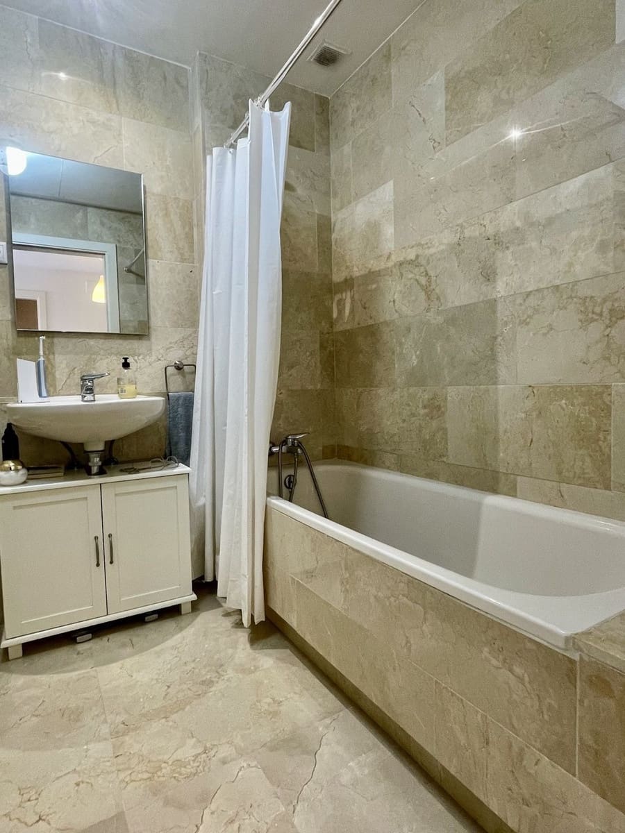 2 quarto Apartamento para venda em Manilva com piscina garagem - 298 000 € (Ref: 9195250)