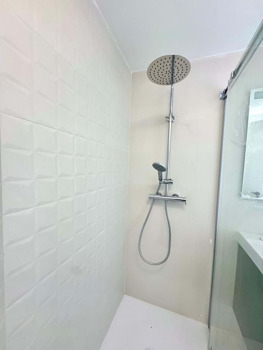 Apartamento de 2 habitaciones en Fuengirola en venta con garaje - 294.455 € (Ref: 9195252)