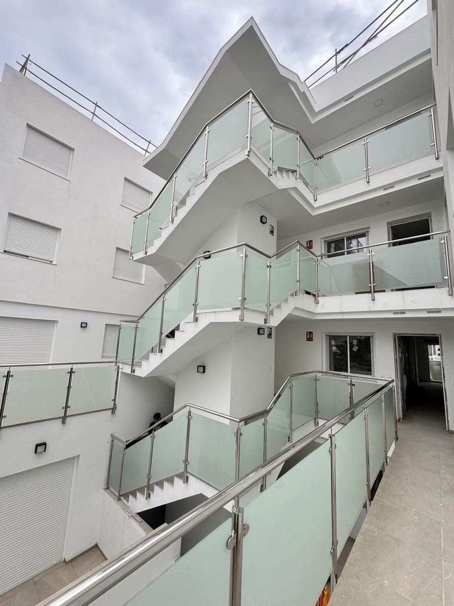 Apartamento de 2 habitaciones en Fuengirola en venta con garaje - 294.455 € (Ref: 9195252)