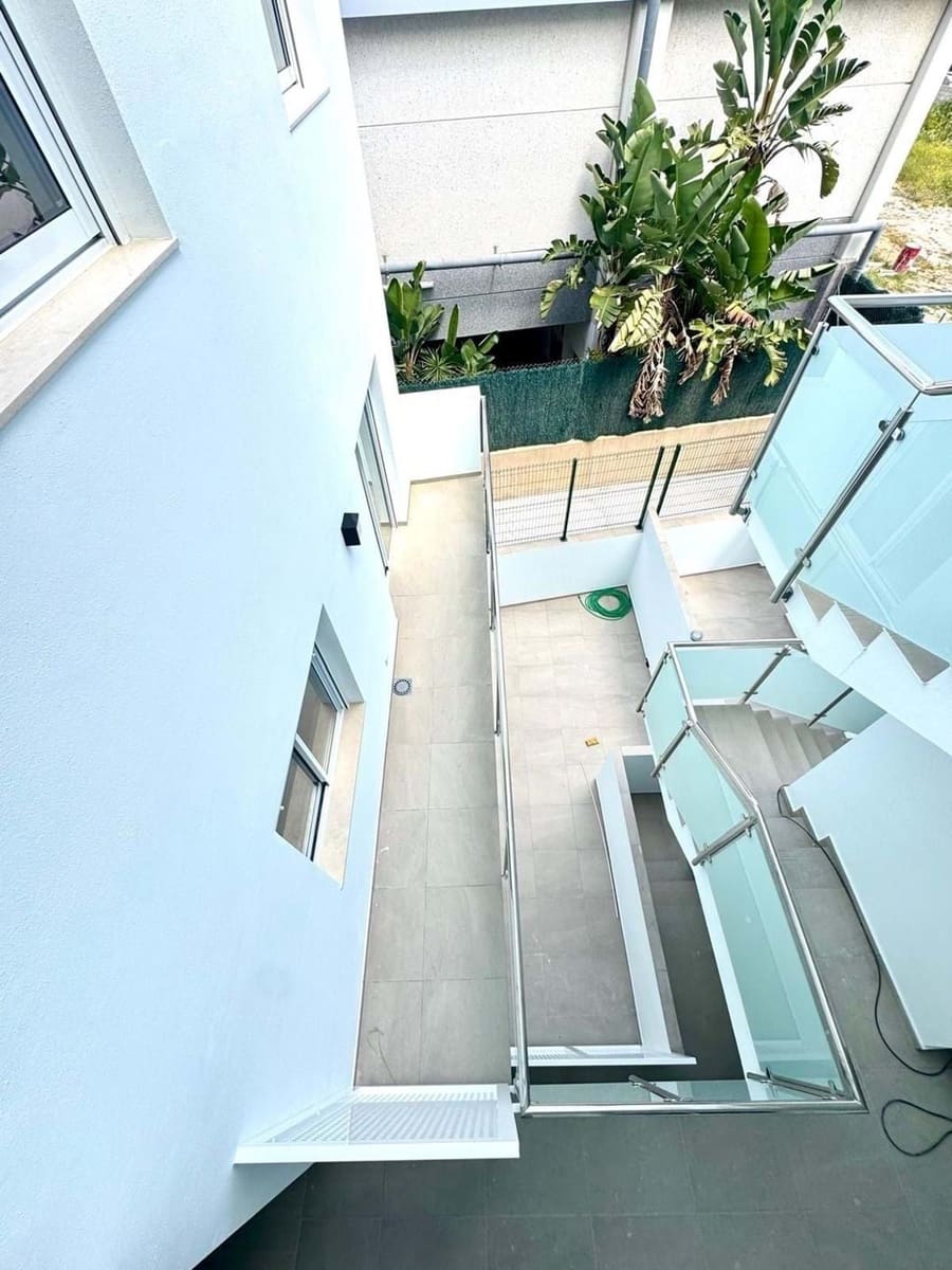 Apartamento de 2 habitaciones en Fuengirola en venta con garaje - 294.455 € (Ref: 9195252)