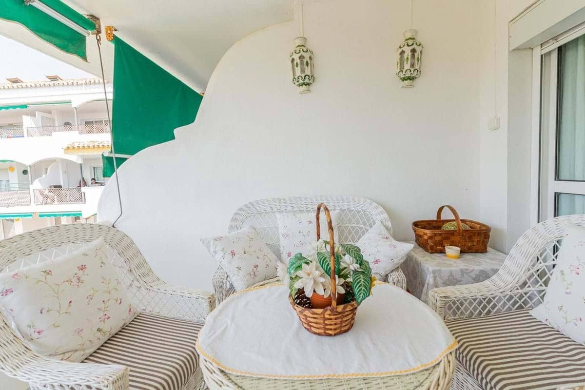 2 bedroom Apartment for sale in Marbella with pool garage - € 355,000 (Ref: 9195253)