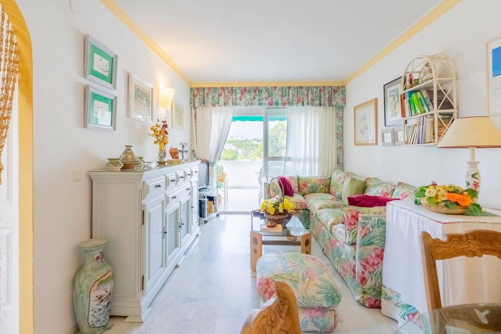 2 bedroom Apartment for sale in Marbella with pool garage - € 355,000 (Ref: 9195253)