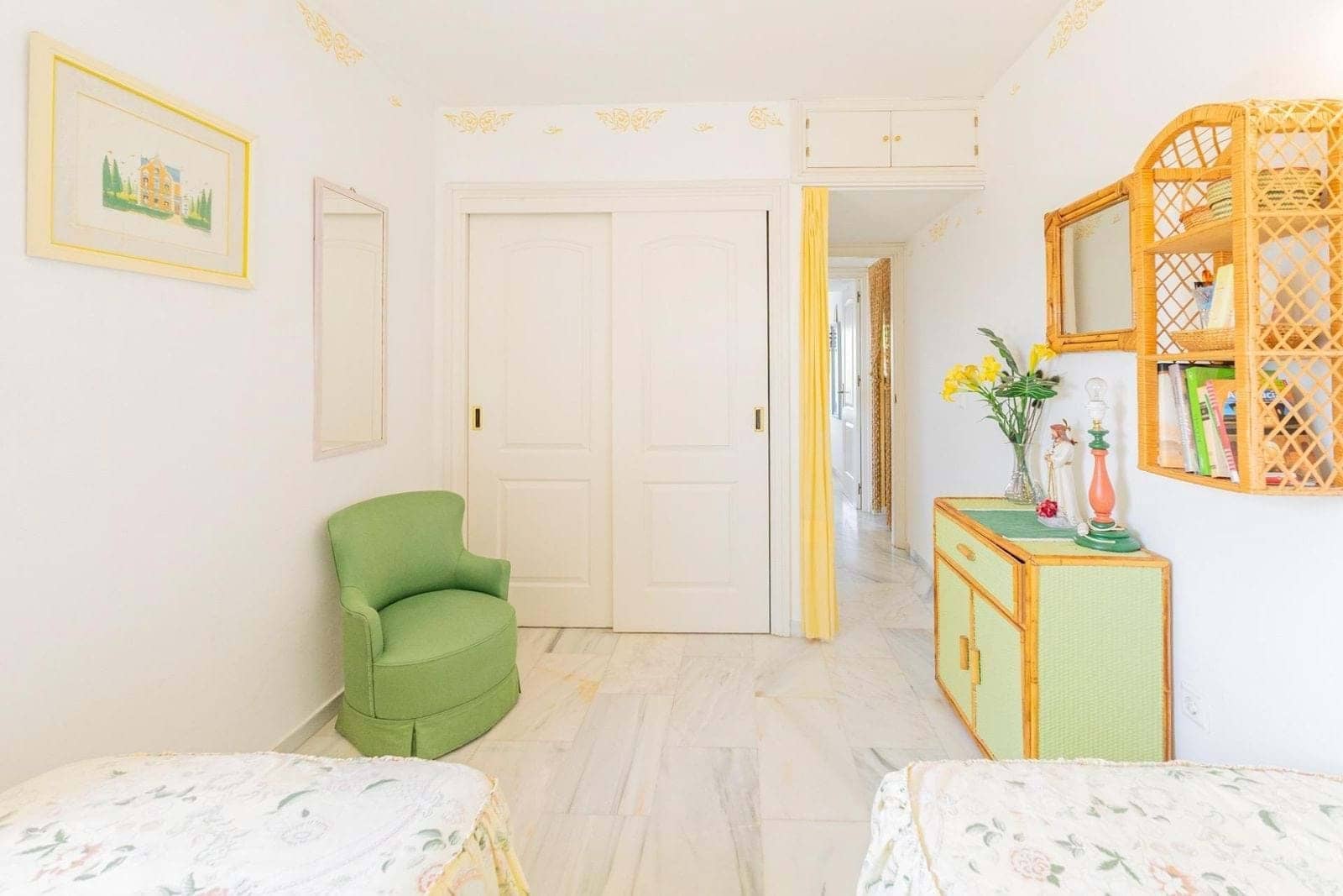 2 bedroom Apartment for sale in Marbella with pool garage - € 355,000 (Ref: 9195253)