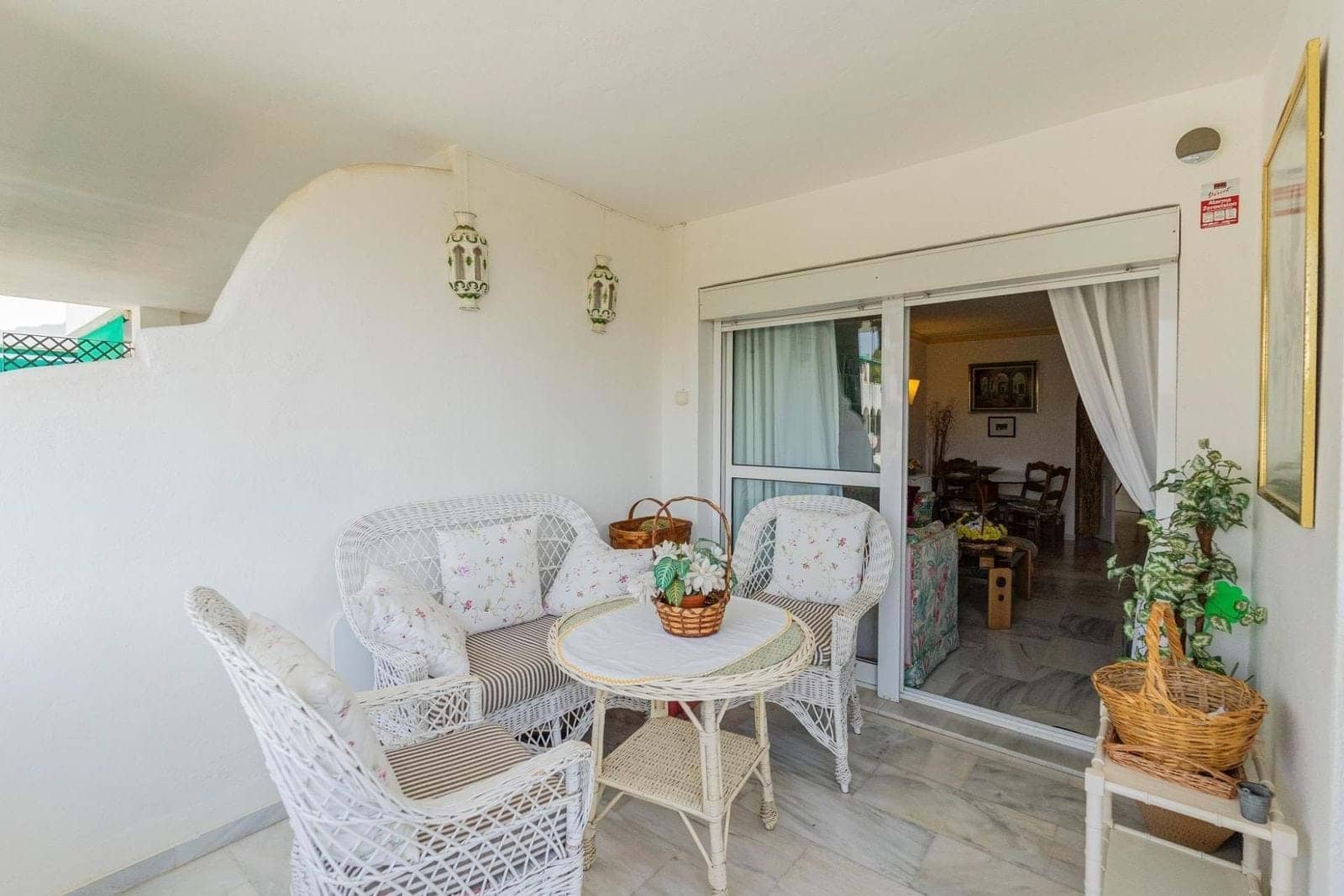 2 bedroom Apartment for sale in Marbella with pool garage - € 355,000 (Ref: 9195253)