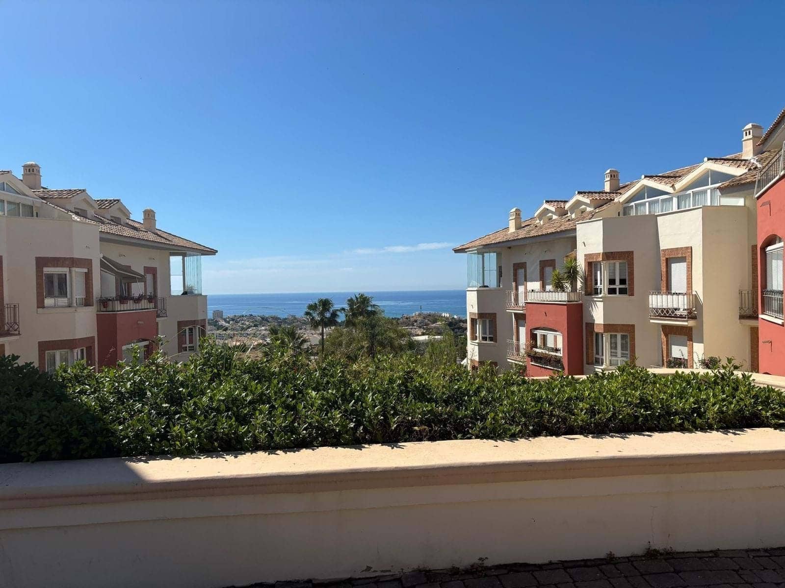 2 bedroom Apartment for sale in Benalmadena with pool garage - € 355,000 (Ref: 9197426)