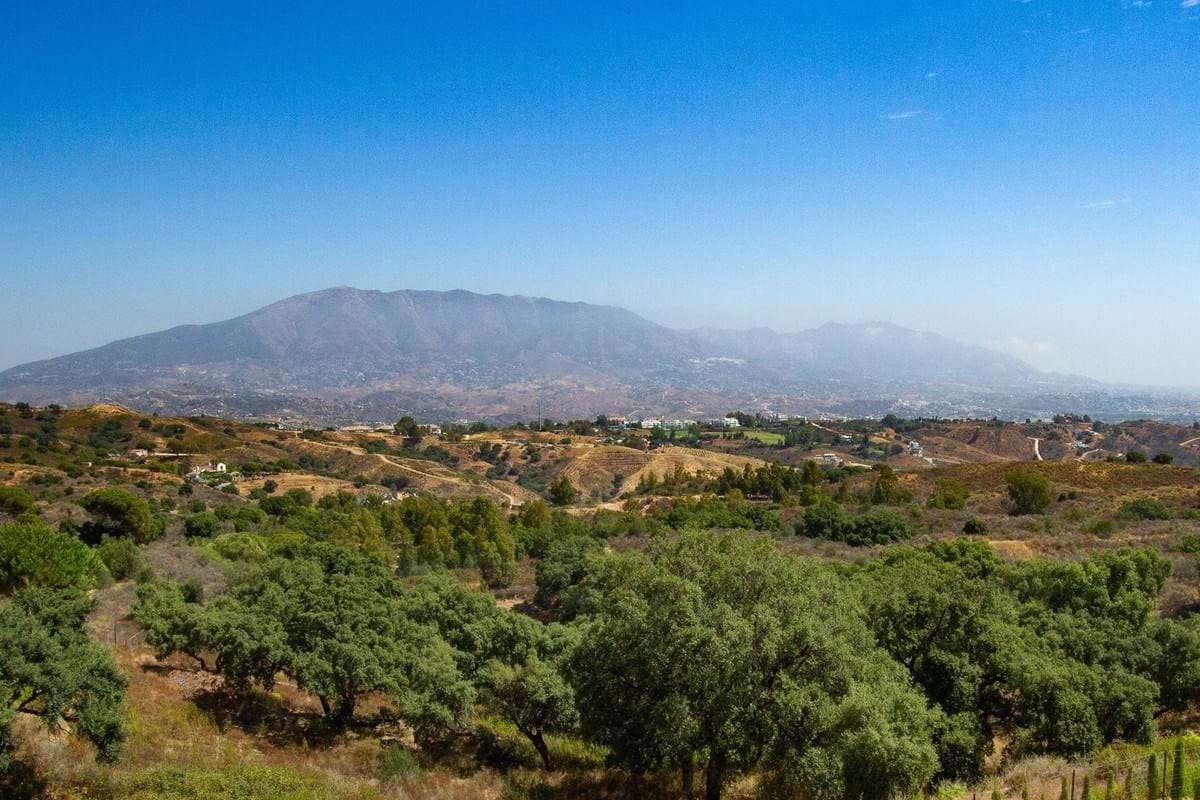 Apartamento de 2 habitaciones en Marbella en venta con piscina garaje - 330.000 € (Ref: 9197459)