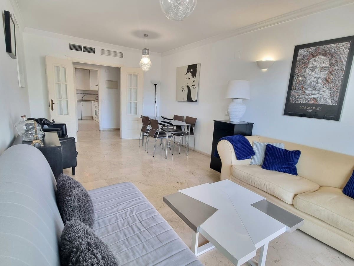 2 bedroom Apartment for sale in Marbella with pool garage - € 570,000 (Ref: 9197462)