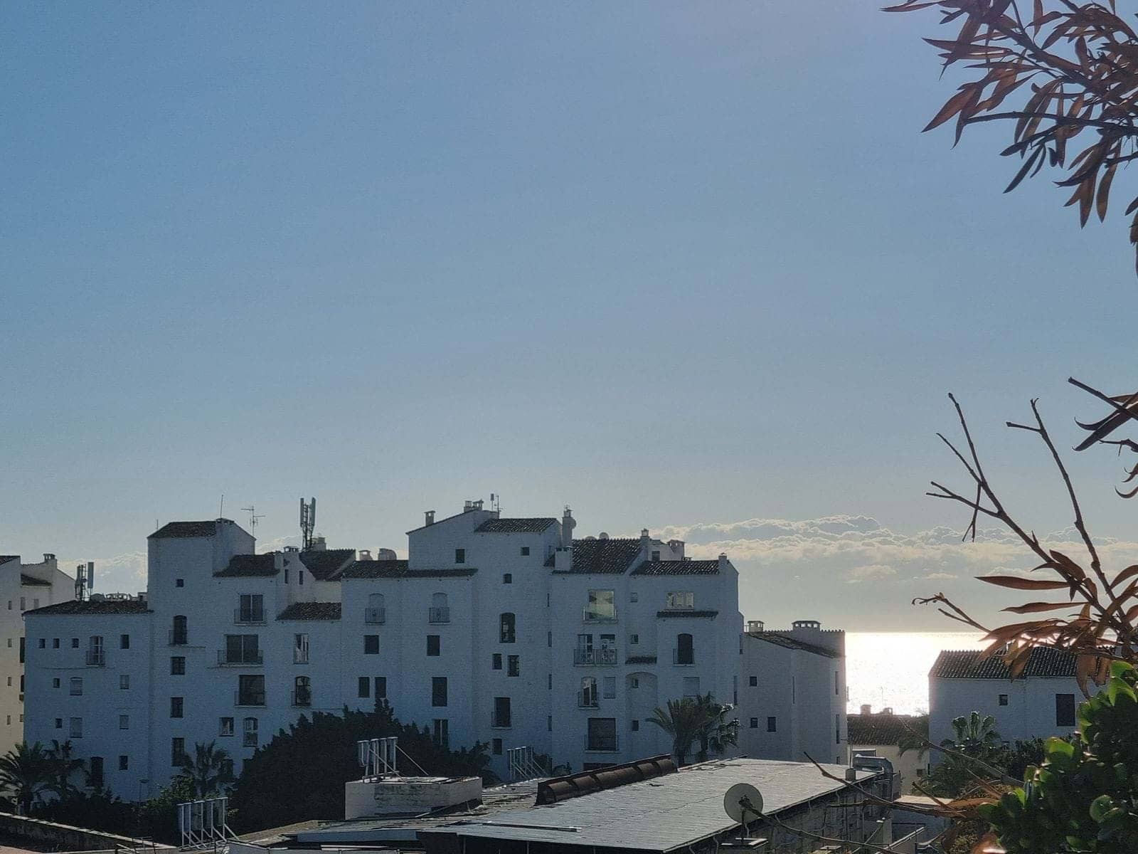 2 bedroom Apartment for sale in Marbella with pool garage - € 570,000 (Ref: 9197462)