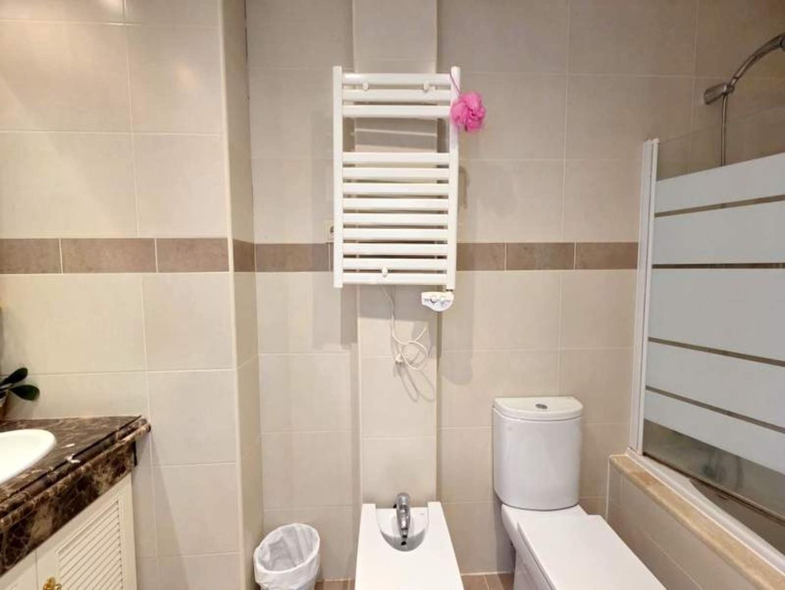 3 bedroom Townhouse for sale in Estepona with pool garage - € 445,000 (Ref: 9197464)