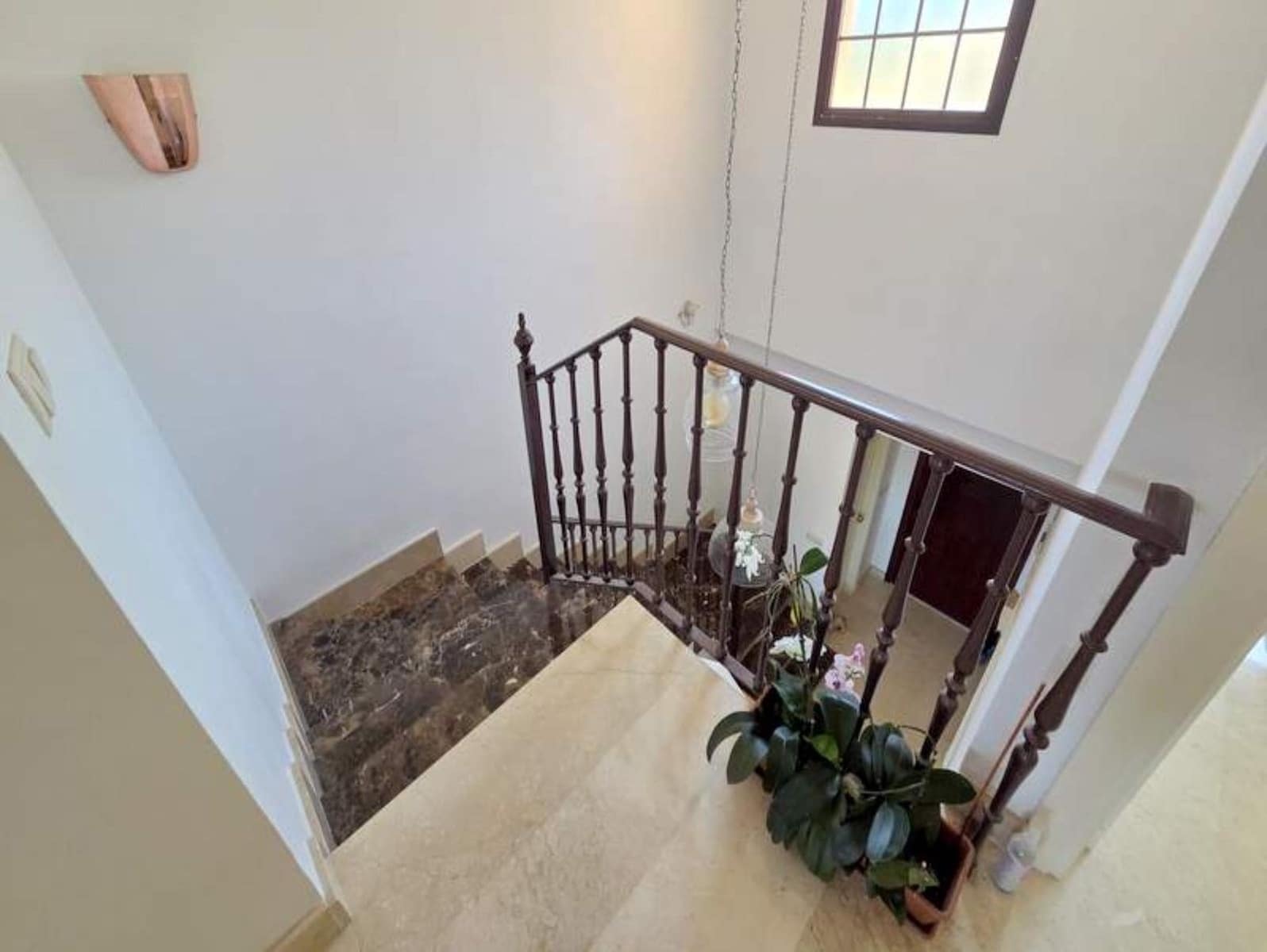 3 bedroom Townhouse for sale in Estepona with pool garage - € 445,000 (Ref: 9197464)